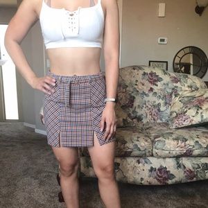 Super cute gingham skirt ❤️